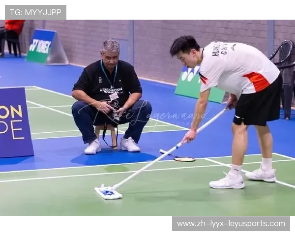 羽毛球青年荷兰